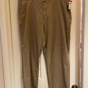 Men's Tan & Gray Pants. Waist 40. Tan 40 x 29. Gray 40 X 30.